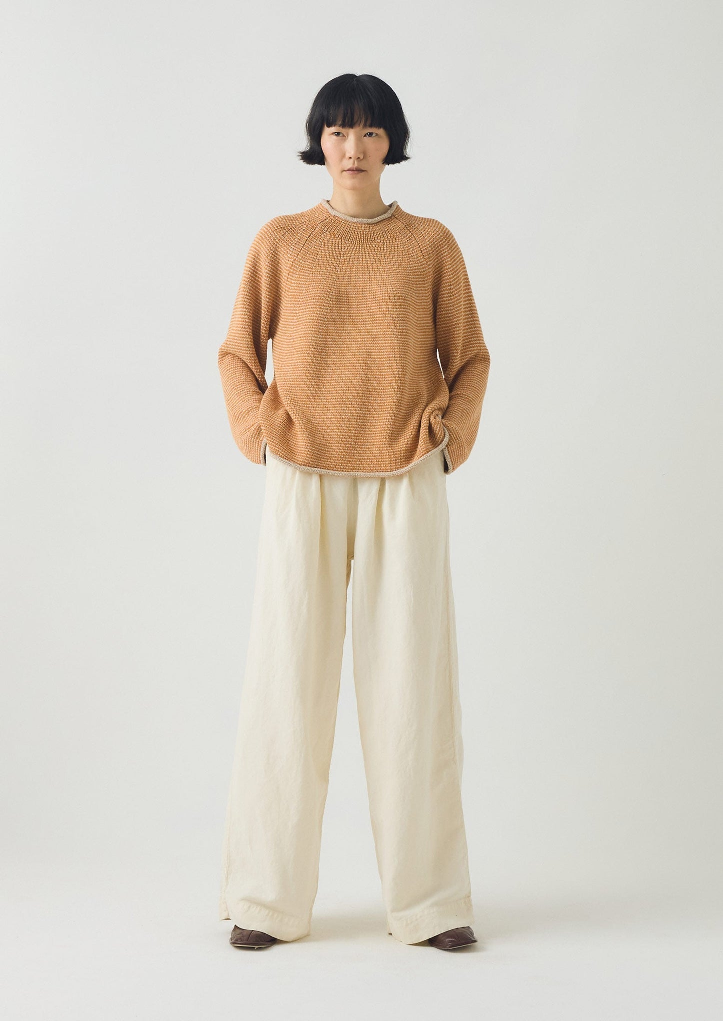 Pantaloni a gamba larga in cotone e lino Corinne | Pergamena