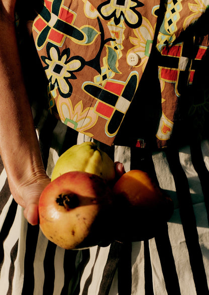 Pantaloncini in cotone con stampa a blocchi di strisce ondulate | Ecru/Cioccolato