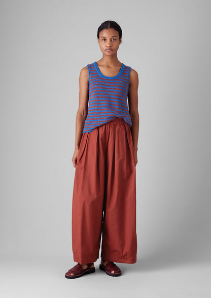 Pantaloni in popeline di cotone plissettato | Mattone