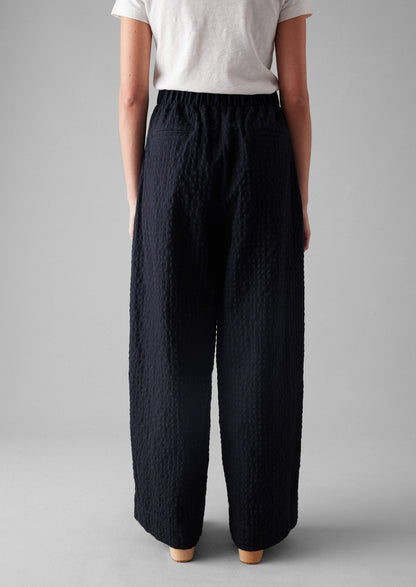 Pantaloni a gamba larga Corinne Herringbone | Blu navy