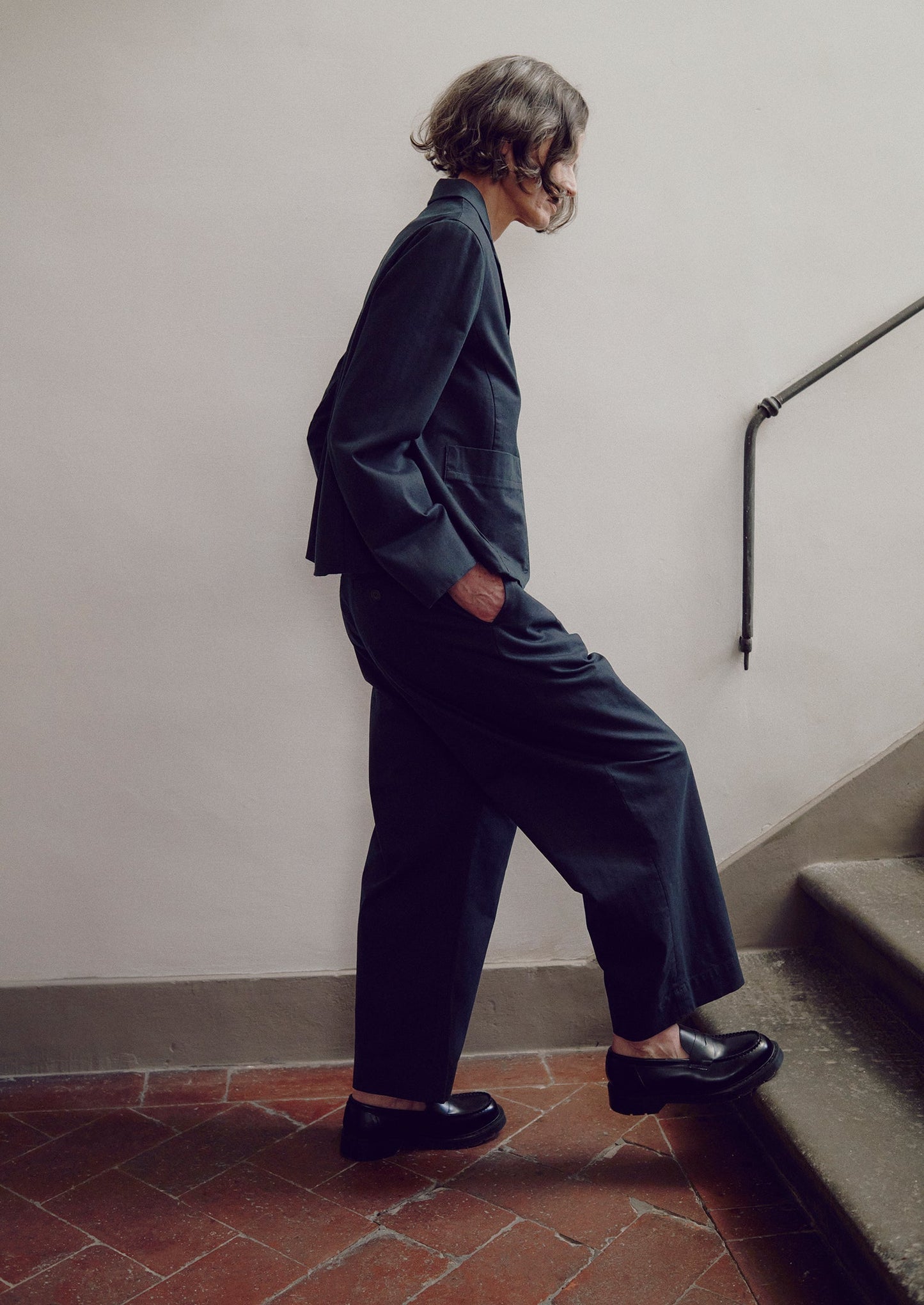 Pantaloni in cotone e lana a spina di pesce con pieghe sul davanti | Nero