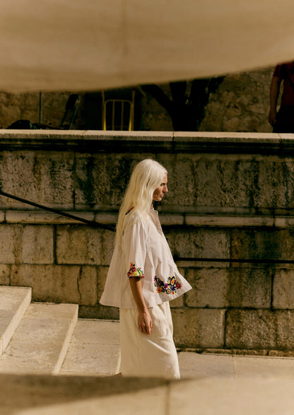 Camicia in popeline di cotone con ricami floreali | Multicolore