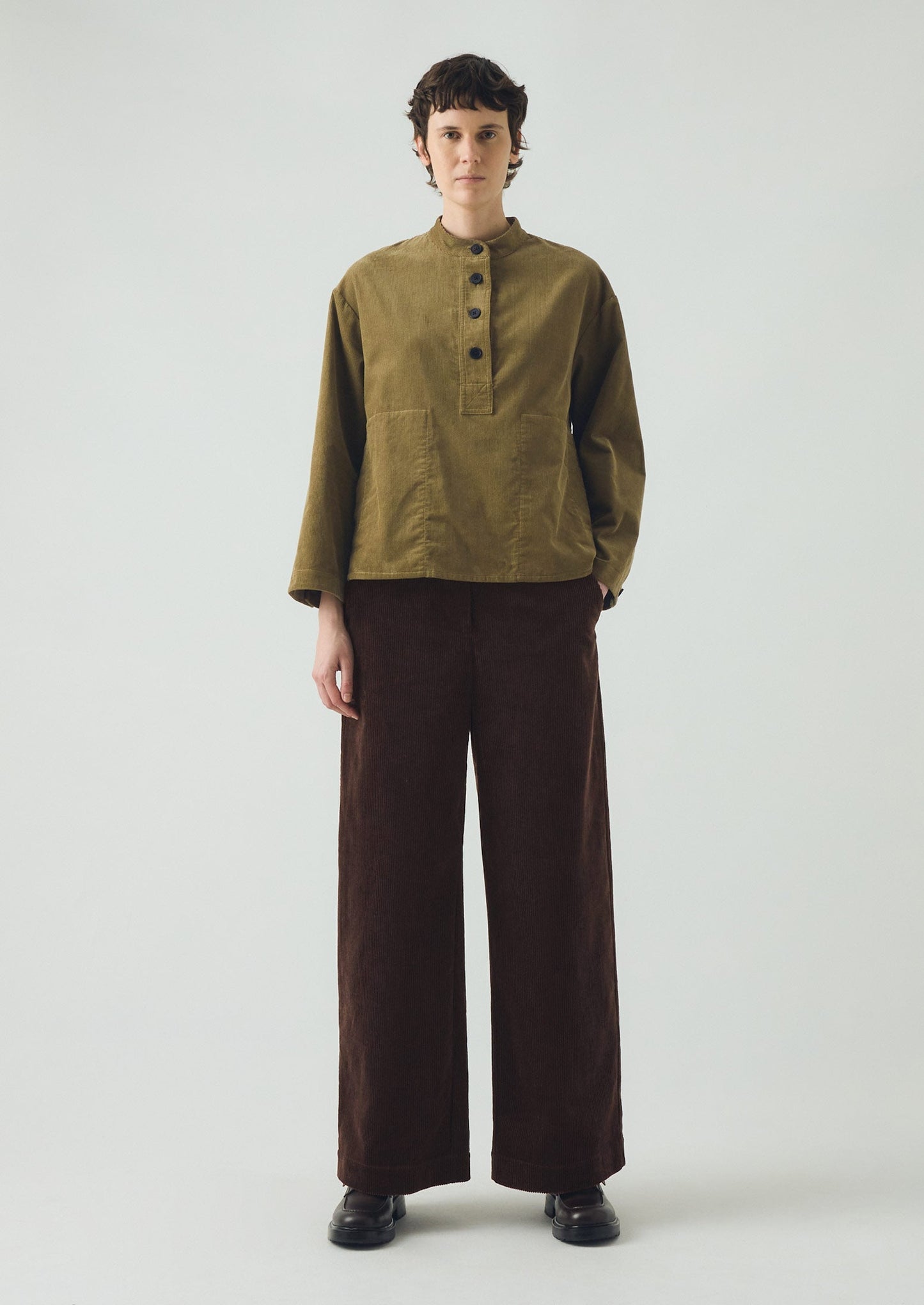 Top grembiule con spalline sottili | Linden