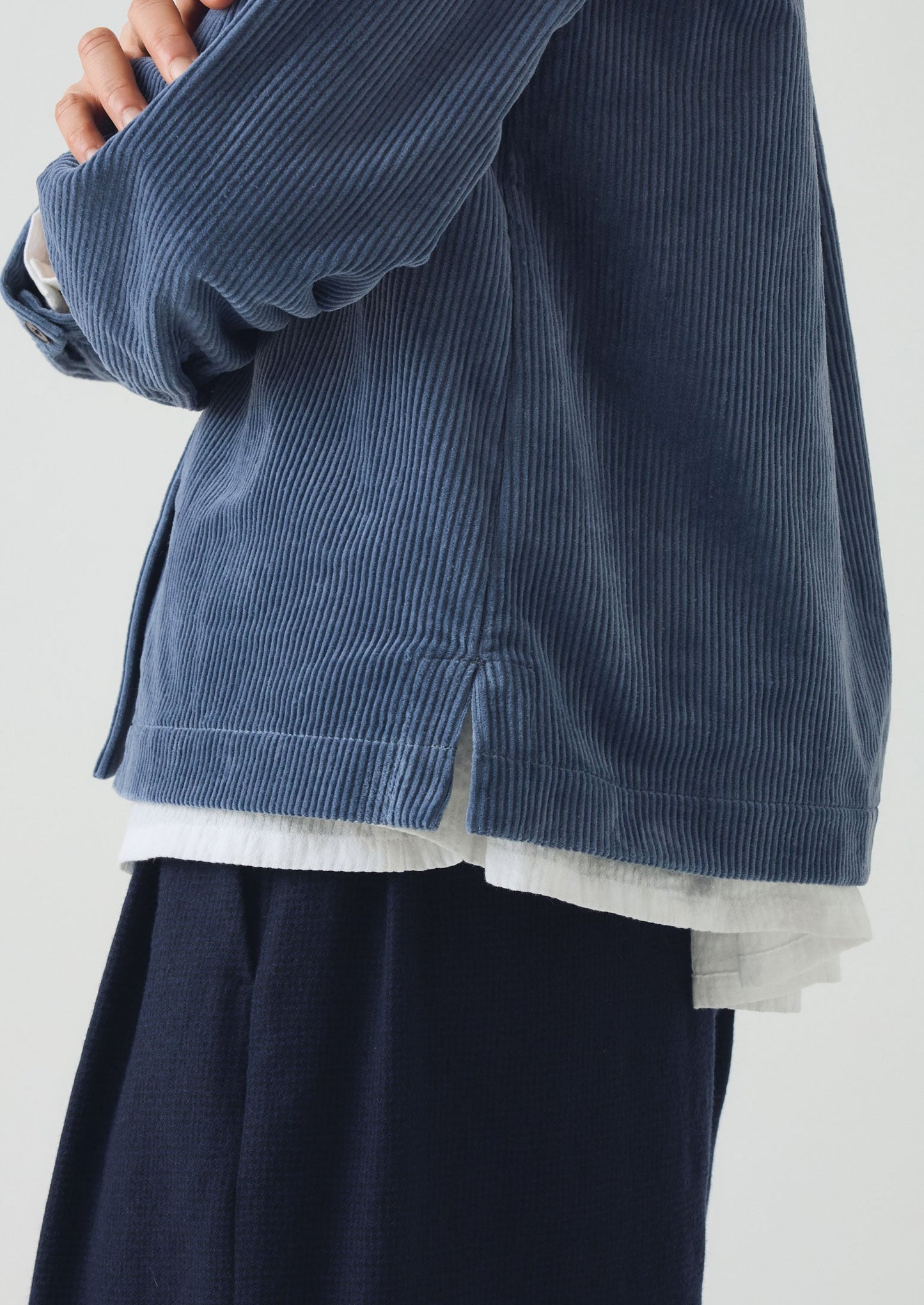 Camicia in velluto a coste biologico con tasca applicata Baya | Mirto